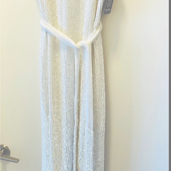 NWT White retrofete dress - Picture 5 of 7